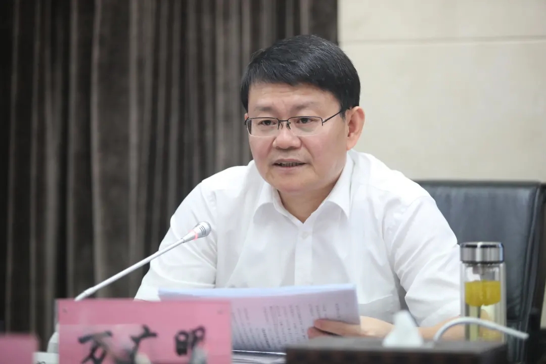 万广明在南昌城市同花顺(中国)集团调研